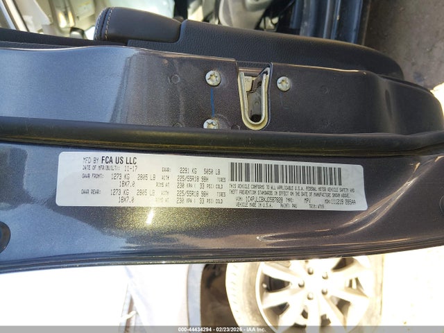 Продажа на аукционе авто 2018 Jeep Cherokee Latitude Tech Connect Fwd, vin: 1C4PJLCBXJD587828, номер лота: 44434294