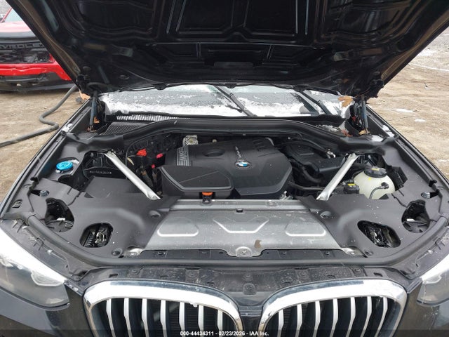 2019 BMW X3 5UXTR9C51KLD94819 Photo 9