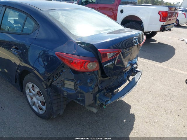 JM1BM1U78F1267335 Mazda Mazda3 I Sport