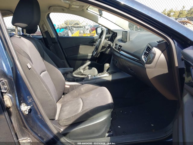 JM1BM1U78F1267335 Mazda Mazda3 I Sport