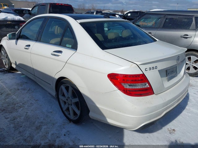 Продаж на аукціоні авто 2013 Mercedes-benz C 350 Sport, vin: WDDGF5HB0DR255531, номер лоту: 44434353