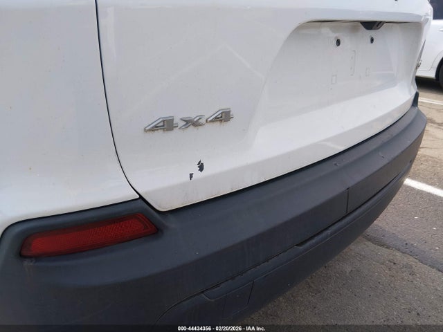 Jeep Cherokee Latitude 4x4 2019 1C4PJMCB0KD440313 Image 12