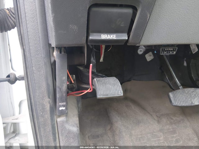 1FD8X3BT6GEC90566 Ford F-350 Xl