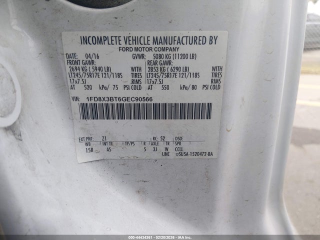1FD8X3BT6GEC90566 Ford F-350 Xl