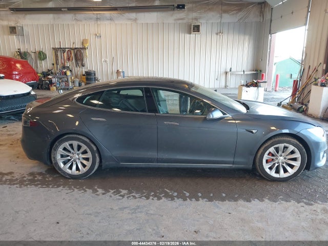 Продаж на аукціоні авто 2019 Tesla Model S 100d/75d/long Range/standard Range, vin: 5YJSA1E29KF305927, номер лоту: 44434376