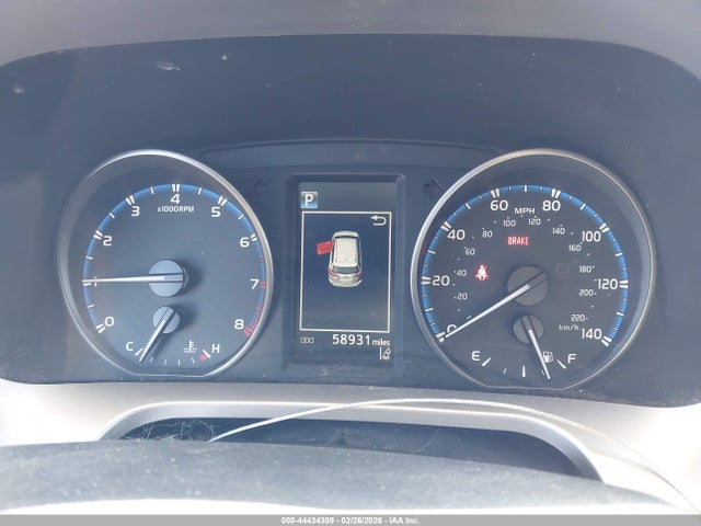 JTMBFREV8HJ151741 Toyota RAV4 LE