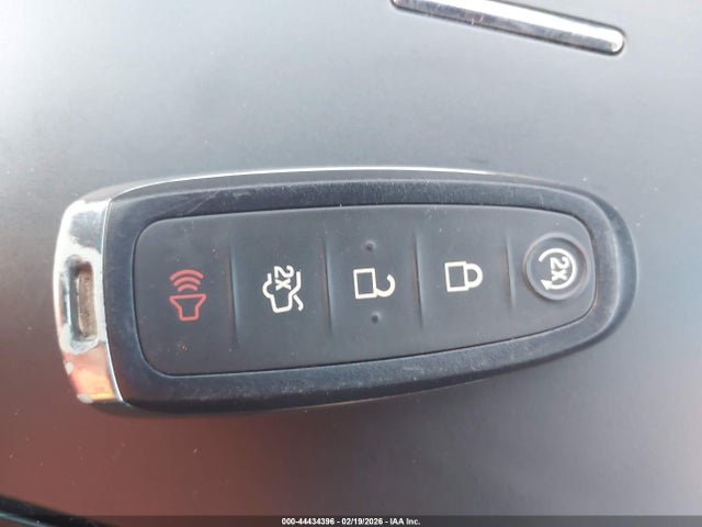 2016 Ford Taurus Limited მანქანა იყიდება აუქციონზე, vin: 1FAHP2F87GG125043, აუქციონის ნომერი: 44434396