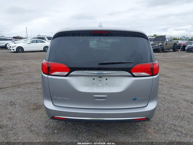 Chrysler Pacifica Hybrid Touring Plus 2018 2C4RC1H77JR332966 Image 21