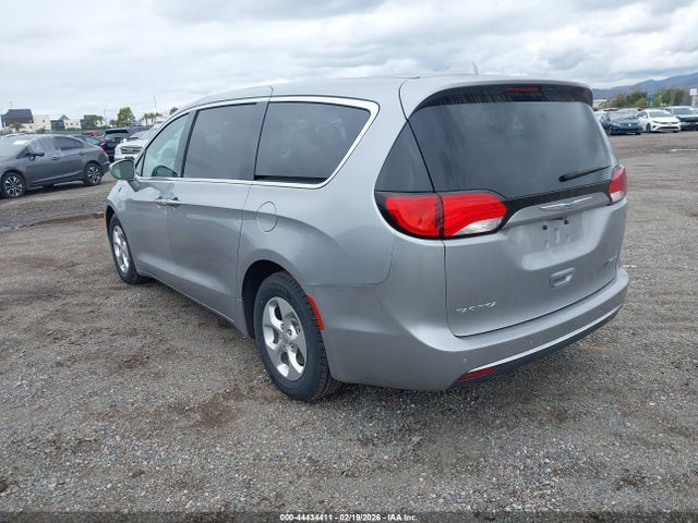 Chrysler Pacifica Hybrid Touring Plus 2018 2C4RC1H77JR332966 Image 3