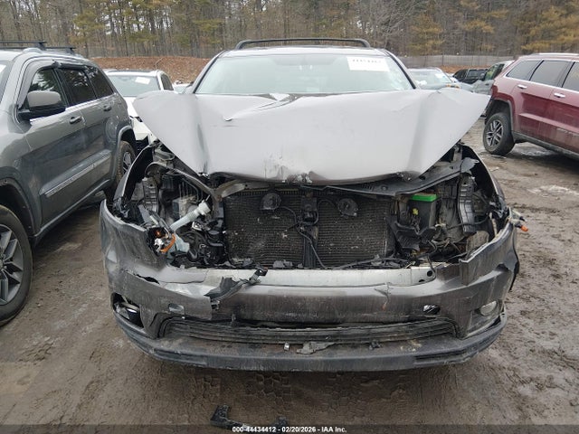 5TDBKRFH1GS338051 Toyota Highlander Le Plus V6