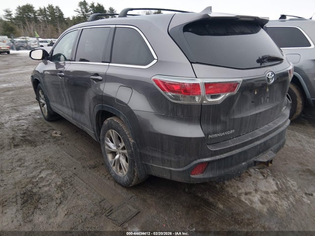 2016 TOYOTA HIGHLANDER 5TDBKRFH1GS338051 Photo 2