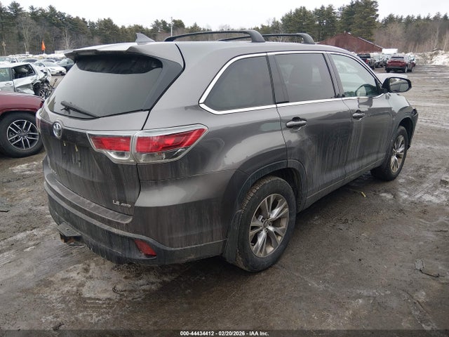 2016 TOYOTA HIGHLANDER 5TDBKRFH1GS338051 Photo 3