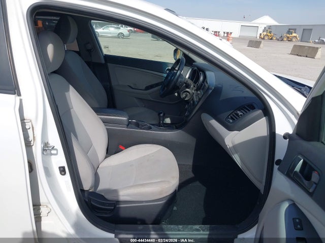 2014 KIA OPTIMA KNAGM4A70E5516792 Photo 4