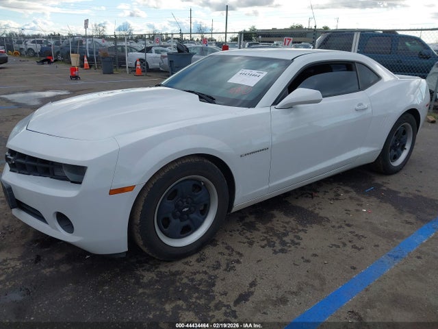 44434464 :رقم المزاد ، 2G1FE1E39D9238860 vin ، 2013 Chevrolet Camaro 1ls مزاد بيع