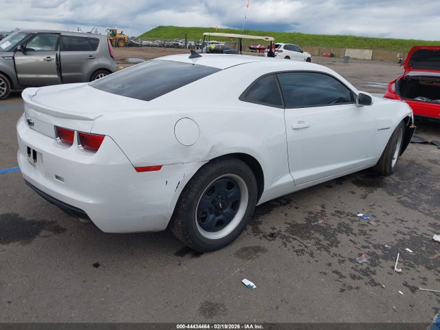 44434464 :رقم المزاد ، 2G1FE1E39D9238860 vin ، 2013 Chevrolet Camaro 1ls مزاد بيع
