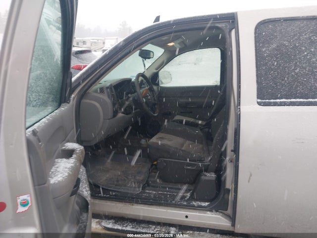 44434469 :رقم المزاد ، 1GTEC19XX8Z308156 vin ، 2008 Gmc Sierra 1500 Work Truck مزاد بيع