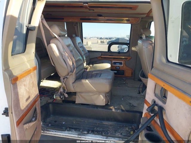 2000 Chevrolet Express Upfitter Pkg. მანქანა იყიდება აუქციონზე, vin: 1GBFG15R4Y1172092, აუქციონის ნომერი: 44434526