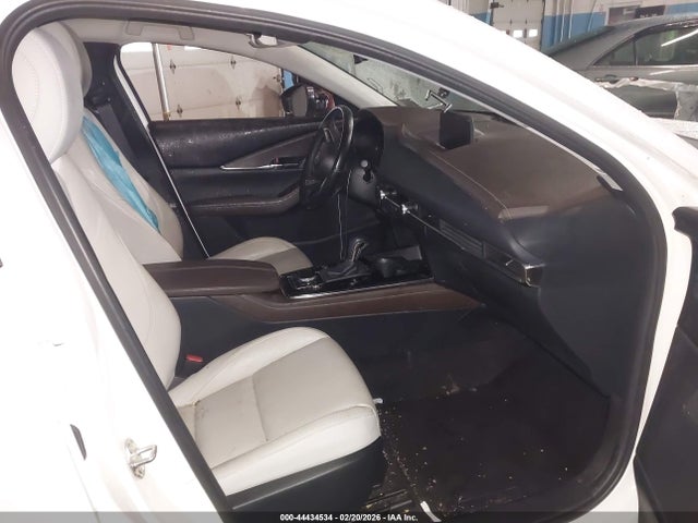 2023 Mazda Cx-30 2.5 S Premium მანქანა იყიდება აუქციონზე, vin: 3MVDMBDM0PM511843, აუქციონის ნომერი: 44434534