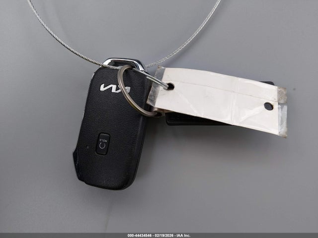 KNDERCAA4S7775562 KIA SELTOS EX