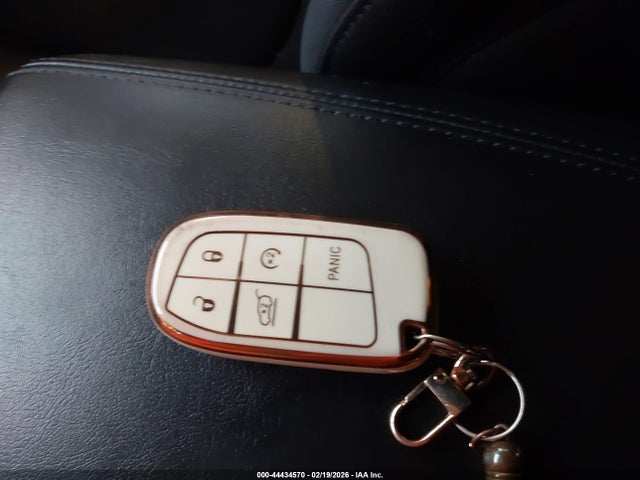 2015 CHRYSLER 200 1C3CCCAB0FN624838 Photo 10