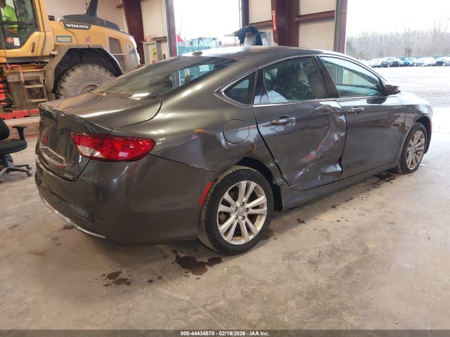 2015 CHRYSLER 200 1C3CCCAB0FN624838 Photo 3