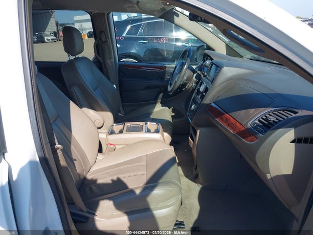 Продаж на аукціоні авто 2016 Chrysler Town & Country Touring, vin: 2C4RC1BG2GR155941, номер лоту: 44434573