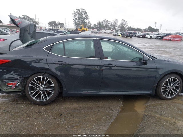 Toyota CAMRY XLE 2025 4T1DBADKXSU013990 Image 13