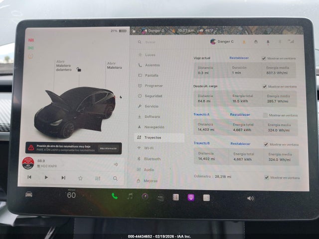 2021 TESLA MODEL Y 5YJYGDEE8MF301617 Photo 6