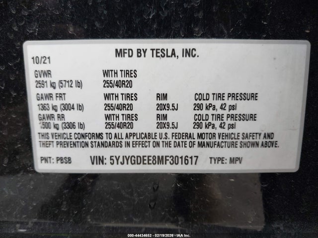 2021 TESLA MODEL Y 5YJYGDEE8MF301617 Photo 8