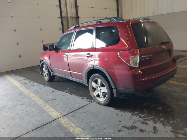 Продажа на аукционе авто 2010 Subaru Forester 2.5x Premium, vin: JF2SH6CC5AH765929, номер лота: 44434669