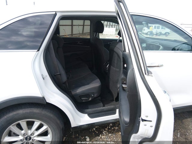 Продажа на аукционе авто 2020 Kia Sorento 2.4l L, vin: 5XYPG4A31LG656863, номер лота: 44434674