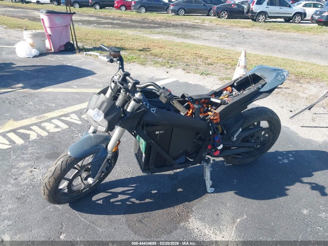 538SMMZ44NCA20102 Zero Motorcycles Inc S