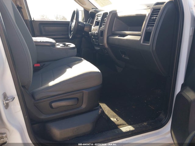 44434714 :رقم المزاد ، 1C6RR6FG0DS529874 vin ، 2013 Ram 1500 Tradesman مزاد بيع