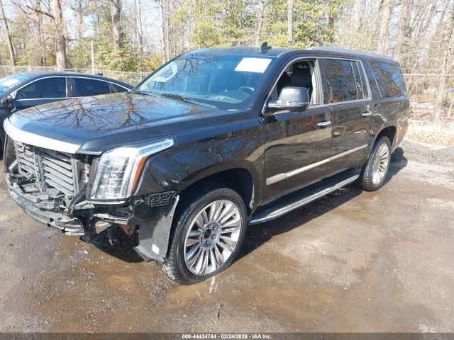 2016 CADILLAC ESCALADE ESV 1GYS4HKJ5GR146654 Photo 1