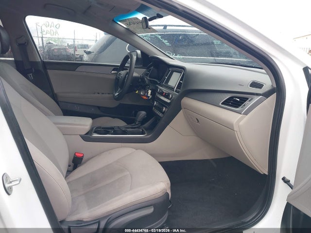 Продажа на аукционе авто 2019 Hyundai Sonata Se, vin: 5NPE24AF3KH792225, номер лота: 44434768