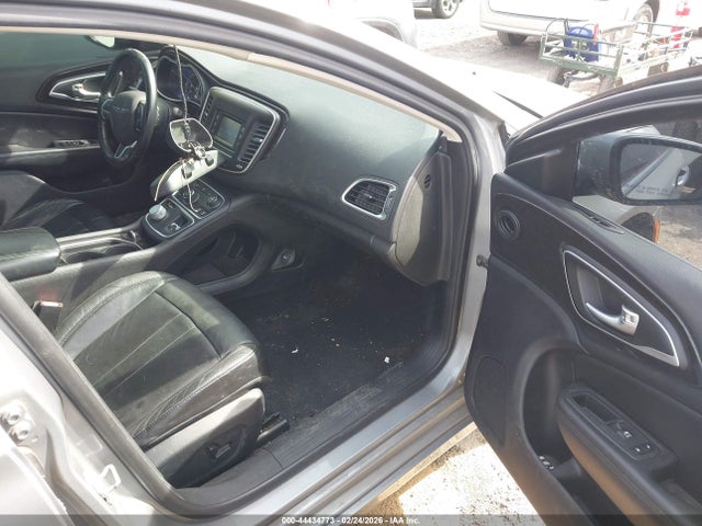 2015 CHRYSLER 200 1C3CCCCB6FN500442 Photo 4