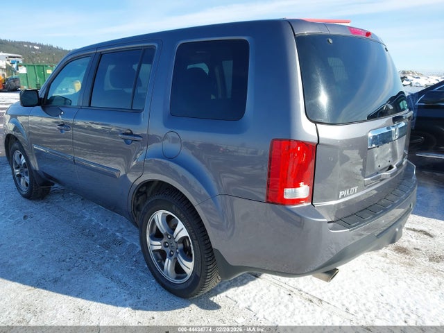 Honda PILOT SE 2015 5FNYF4H33FB067385 Image 3