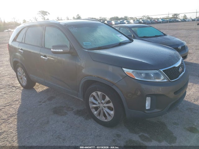 2015 KIA SORENTO 5XYKU4A70FG600357