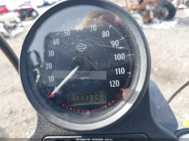 1HD4LE214EC437192 Harley-Davidson Xl883 Iron 883