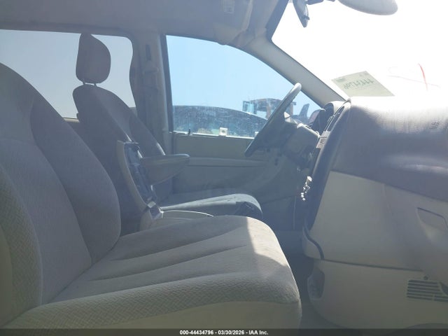 Продажа на аукционе авто 2006 Chrysler Town & Country Touring, vin: 2A4GP54L26R670511, номер лота: 44434796