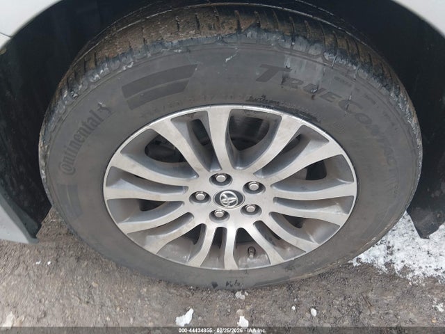 Toyota Sienna Xle 8 Passenger 2018 5TDYZ3DC4JS940590 Image 12