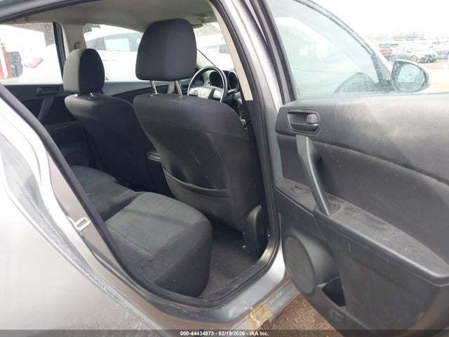 2011 Mazda Mazda3 I Sport მანქანა იყიდება აუქციონზე, vin: JM1BL1UG6B1394873, აუქციონის ნომერი: 44434873