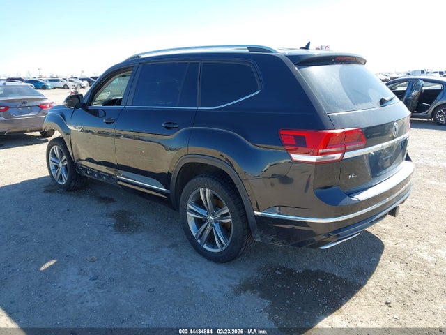 2019 VOLKSWAGEN ATLAS 1V2RR2CA5KC587194 Photo 2