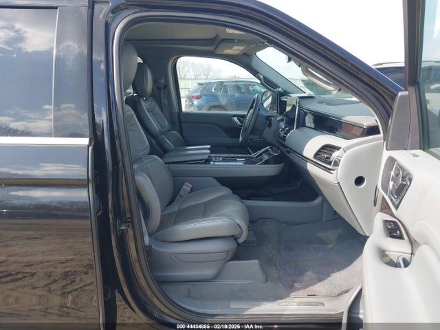 Продажа на аукционе авто 2019 Lincoln Navigator Select, vin: 5LMJJ2JT0KEL05115, номер лота: 44434885