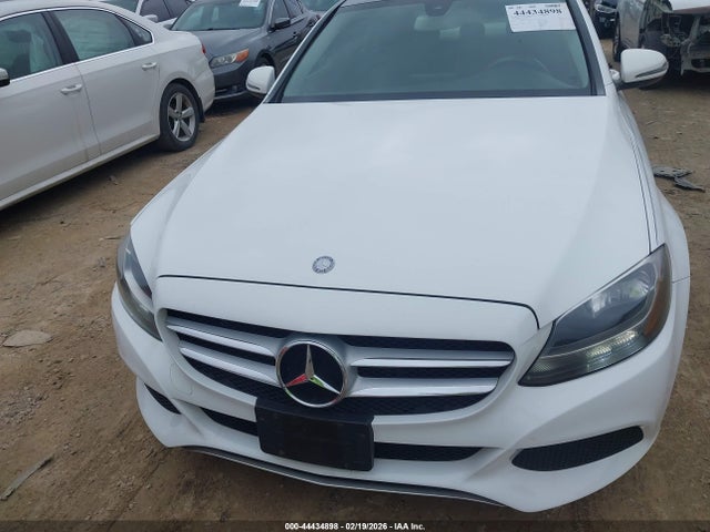 44434898 :رقم المزاد ، 55SWF4KB6GU098668 vin ، 2016 Mercedes-benz C 300 4matic مزاد بيع