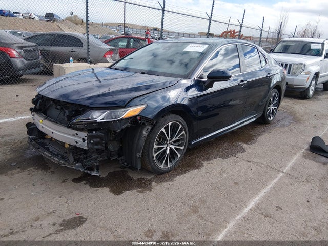4T1B11HK0JU626185 Toyota CAMRY SE