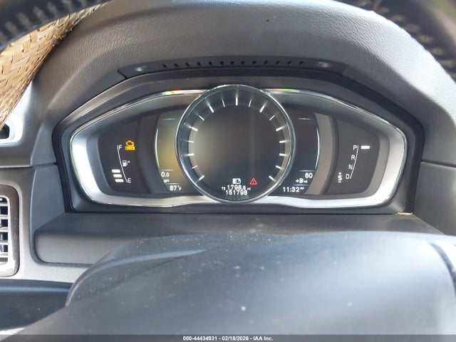 2016 VOLVO XC70 YV4612NM5G1258515 Photo 6