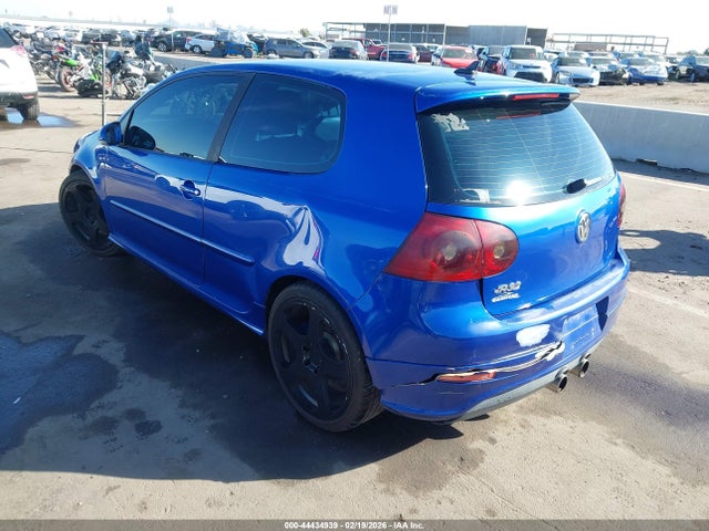 2008 VOLKSWAGEN R32 WVWKC71K38W055866 Photo 2