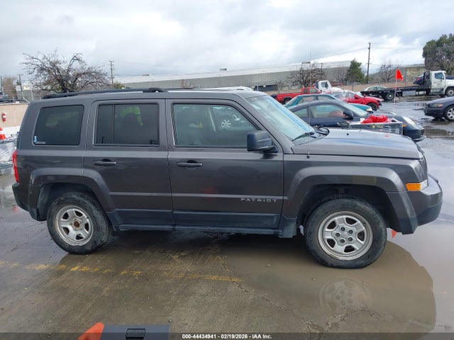 1C4NJRBB6HD113641 Jeep Patriot Sport 4x4