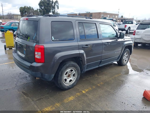 1C4NJRBB6HD113641 Jeep Patriot Sport 4x4